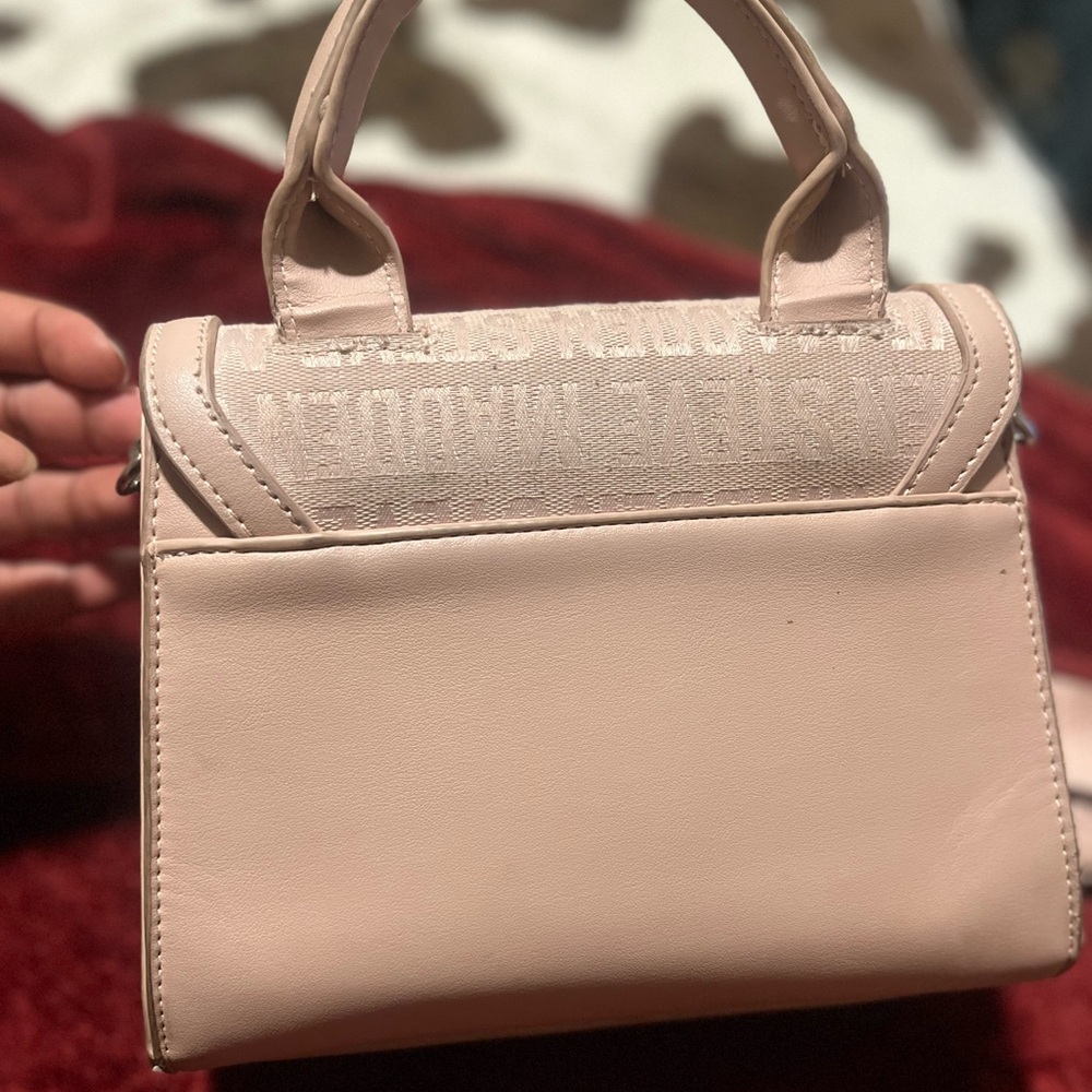 Elegant Cream Handbag